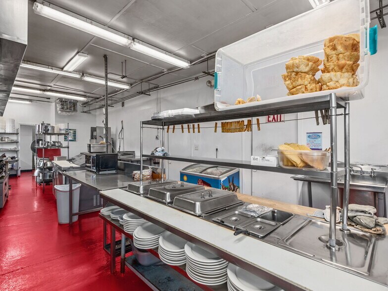More Photos Of 76 E Main St, Brevard Restaurant For Sale