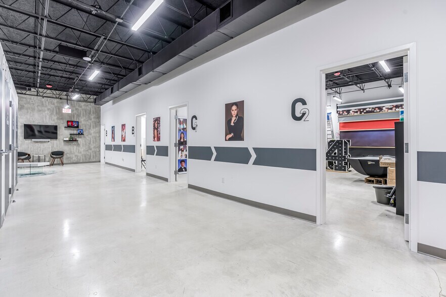 More Photos Of 1014 N Dixie Hwy, Lake Worth Beach Loft Creative Space For Sale