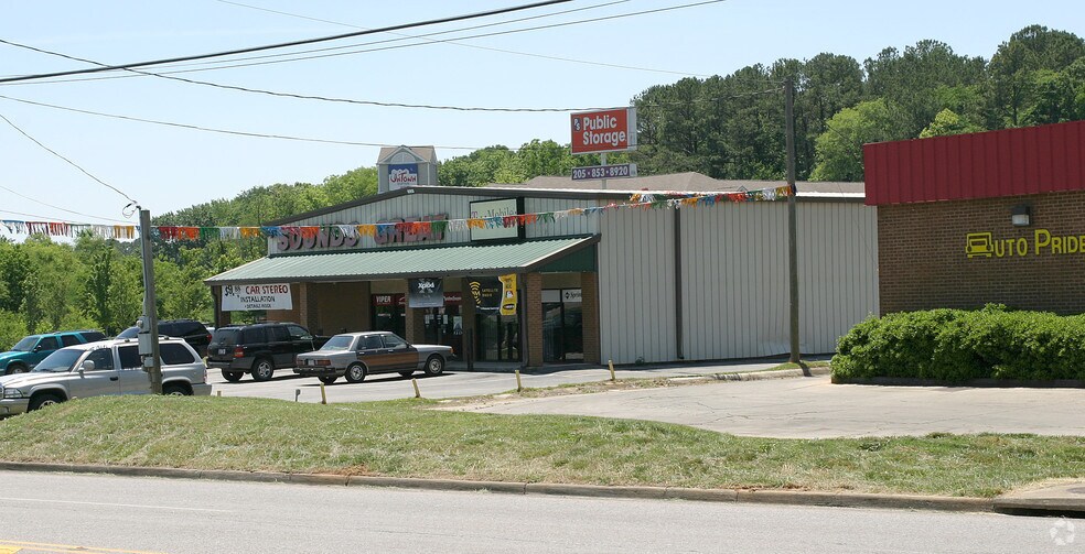 More Photos Of 1112 Huffman Rd, Birmingham Freestanding For Sale