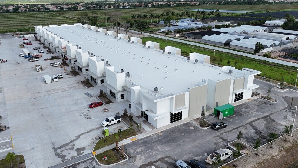 More Photos Of 8289 Boynton Beach Blvd, Boynton Beach Unknown For Lease