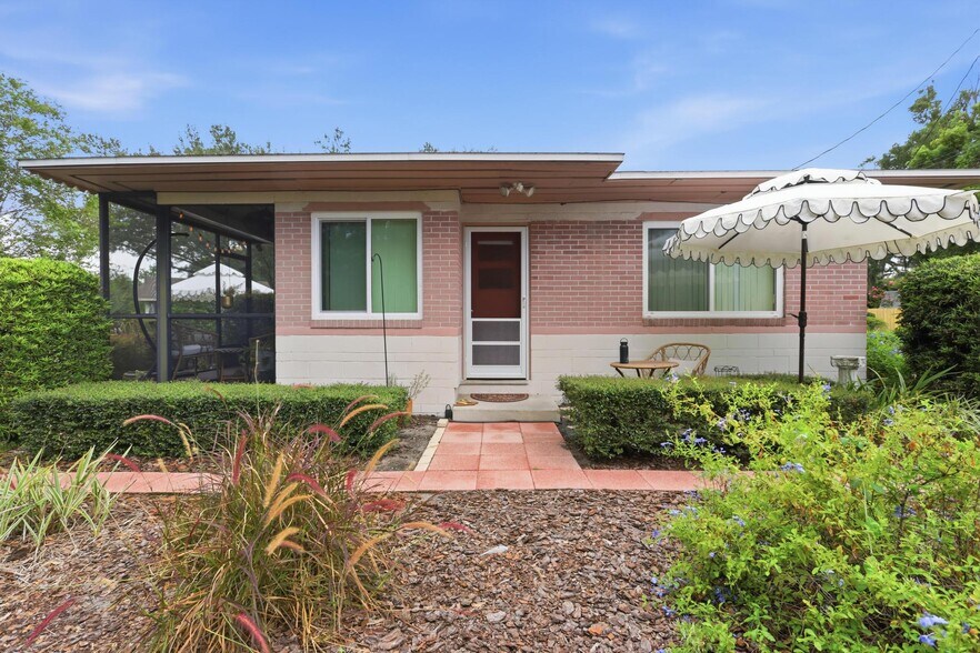 More Photos Of 642 Harwood St, Orlando Apartments For Sale