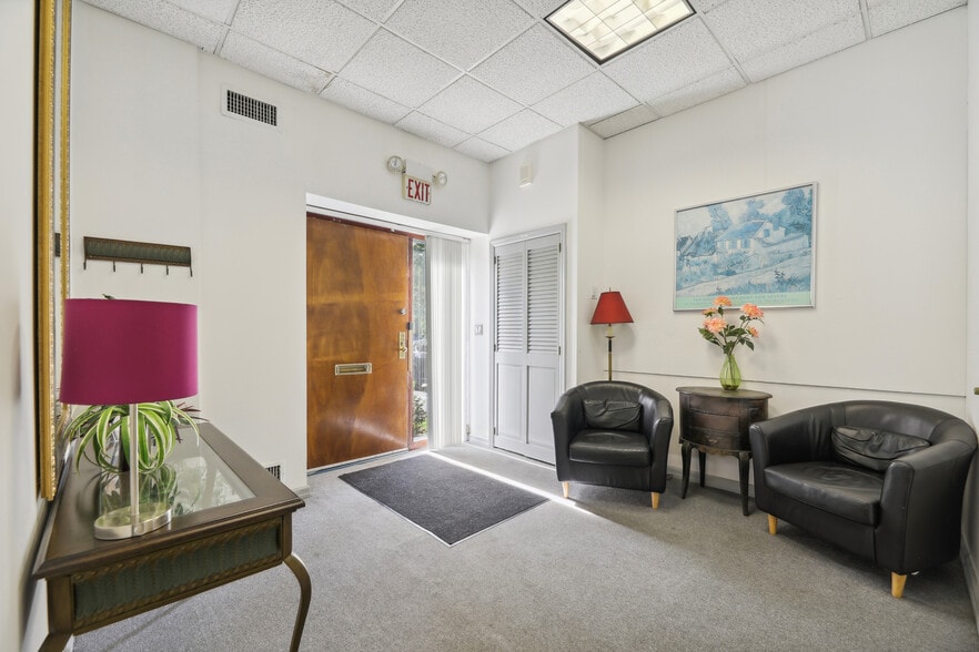 More Photos Of 35 Belden Pl, Montclair Loft Creative Space For Sale