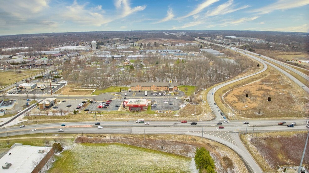 More Photos Of 3005 John Howell Dr, Valparaiso Hotel For Sale