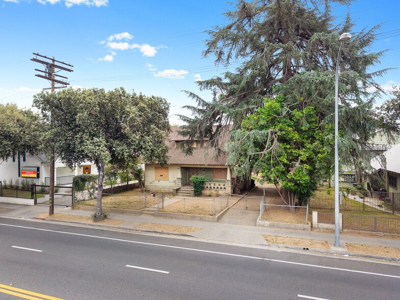 More Photos Of 366 E Orange Grove Blvd, Pasadena Land For Sale