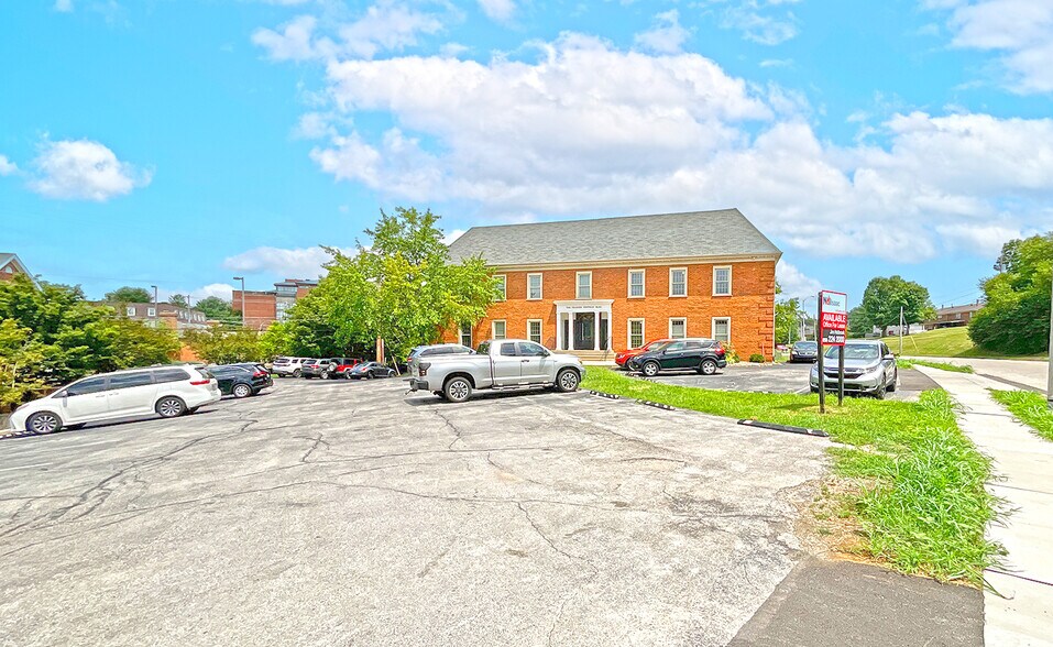 More Photos Of 1025 Dove Run Rd, Lexington Office For Sale