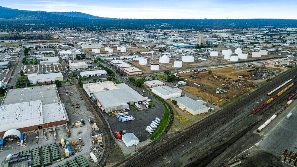 More Photos Of 6715 E Mission Ave, Spokane Warehouse For Lease