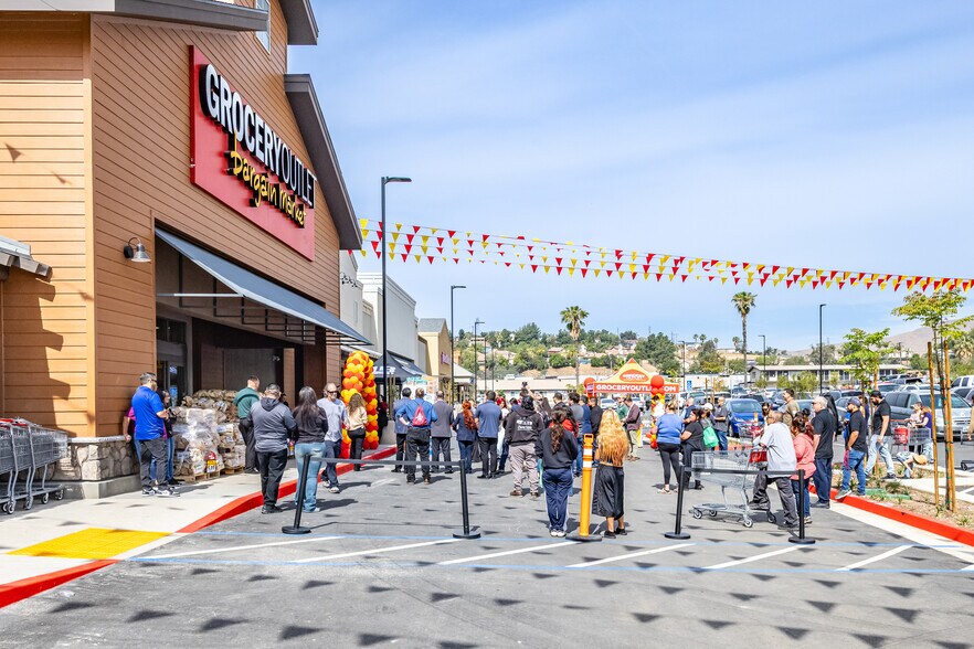 More Photos Of 6348 Mission Blvd, Jurupa Valley Storefront For Sale