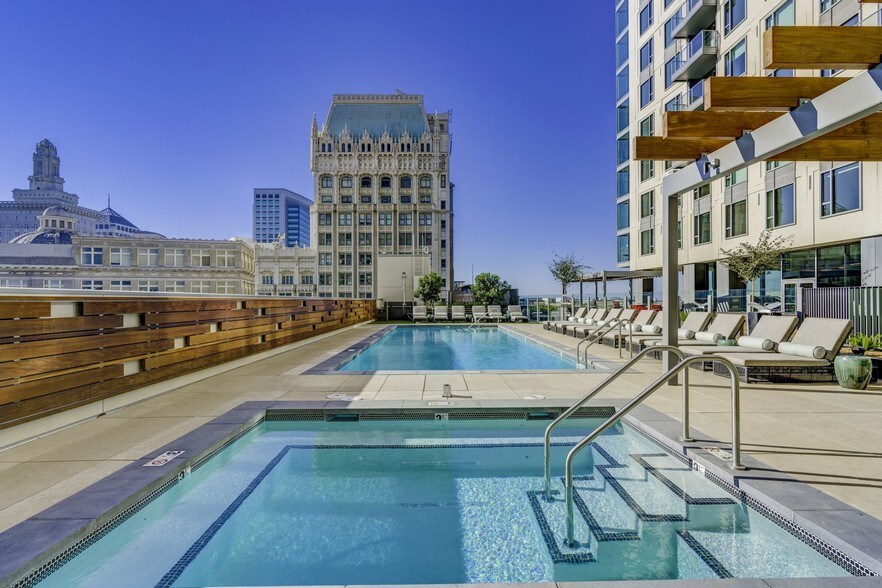More Photos Of 1640 Broadway, Oakland Apartments For Lease