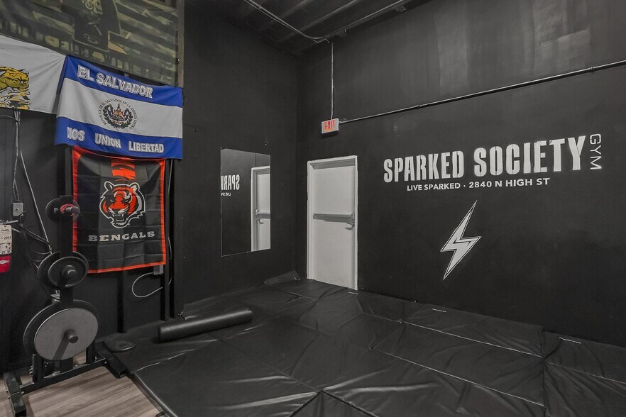 More Photos Of 2840-2848 N High St, Columbus General Retail For Sale