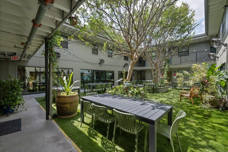 More Photos Of 1915 E Martin Luther King Jr Blvd, Austin Apartments For Sale