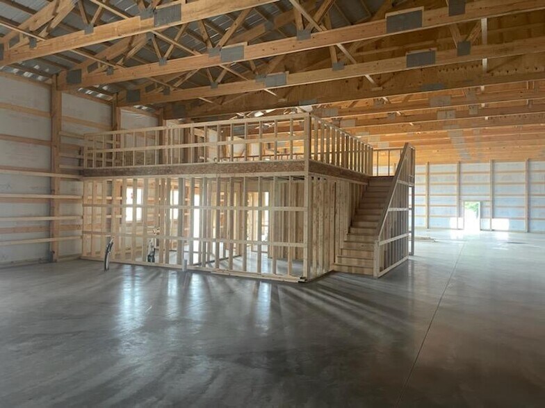 More Photos Of 7899 Prill Rd, Eau Claire Industrial For Lease