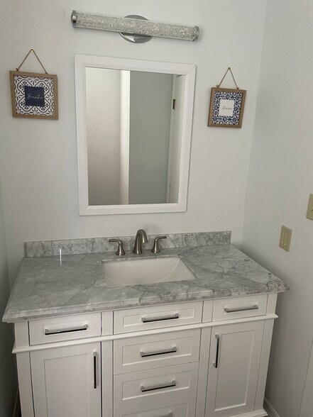 More Photos Of 125 N Brevard Ave, Cocoa Beach Office For Sale