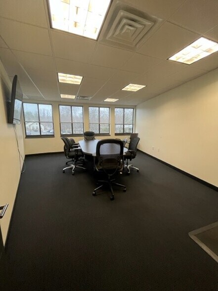 More Photos Of 116 Radio Circle Dr, Mount Kisco Office For Lease