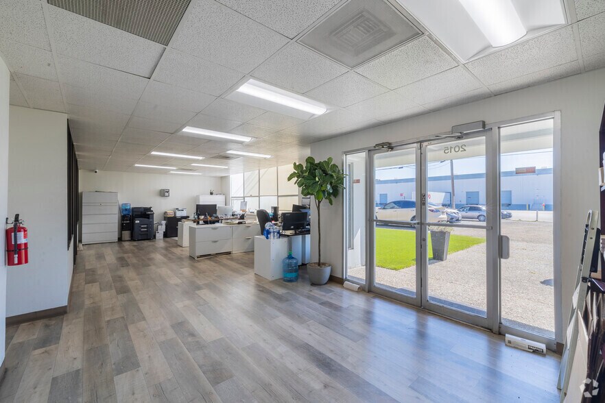 More Photos Of 2015 W 140th Ave, San Leandro Warehouse For Sale