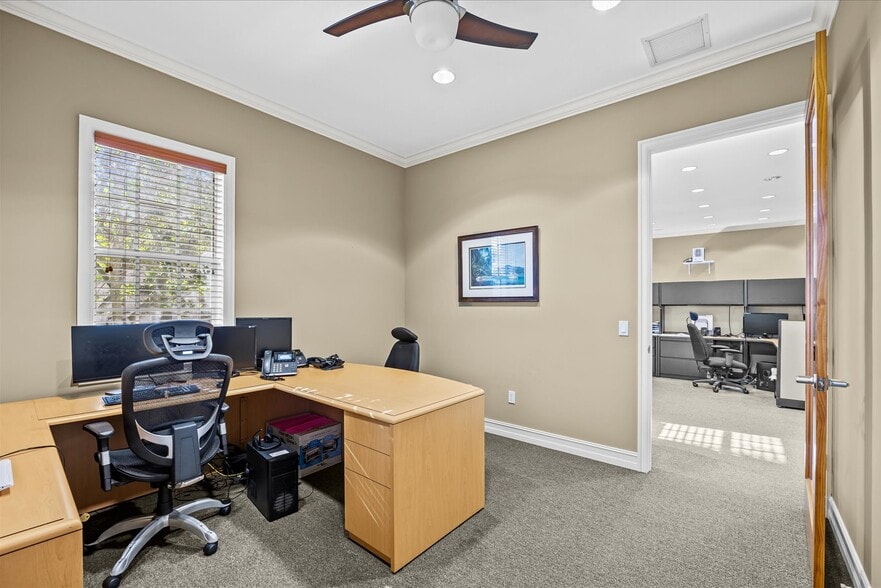 More Photos Of 2108-2110 SE Rays Way, Stuart Office For Sale