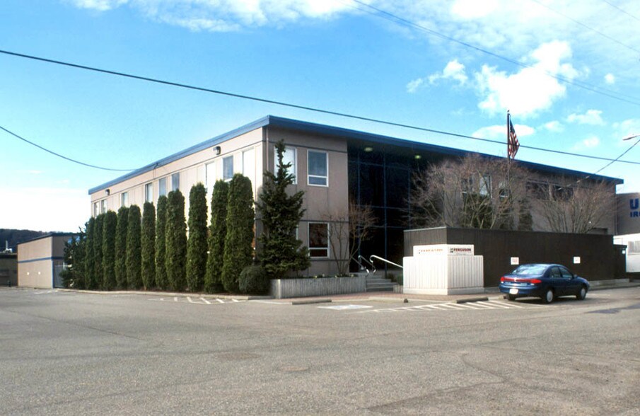 More Photos Of 7433 5th Ave S, Seattle Flex For Sale