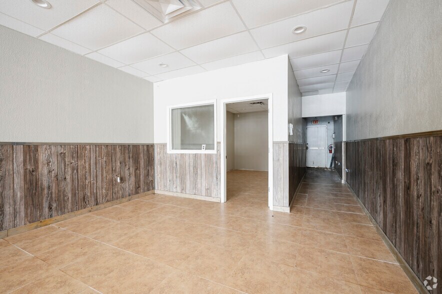 More Photos Of 3101 SW 34th Ave, Ocala Unknown For Lease