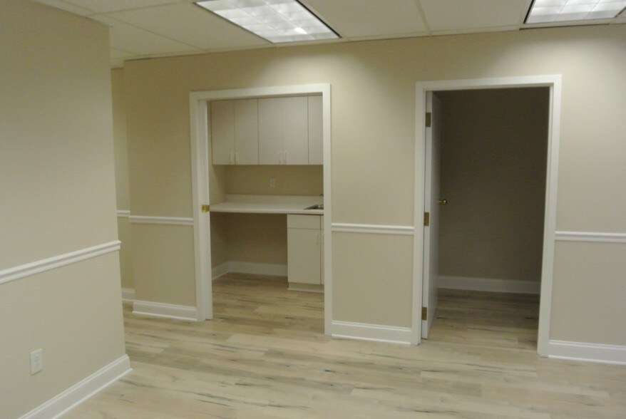 More Photos Of 1234 Summer St, Stamford Medical For Lease