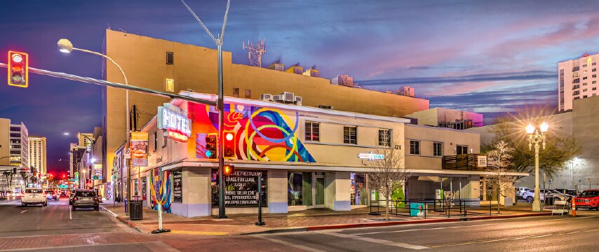 More Photos Of 124 S 6th St, Las Vegas Storefront Retail Office For Lease