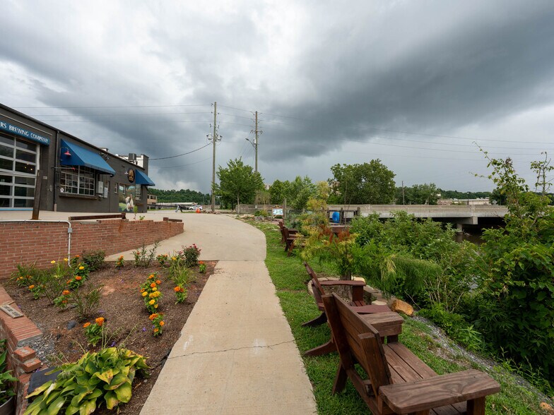 More Photos Of 339 Park St, Canton Restaurant For Sale