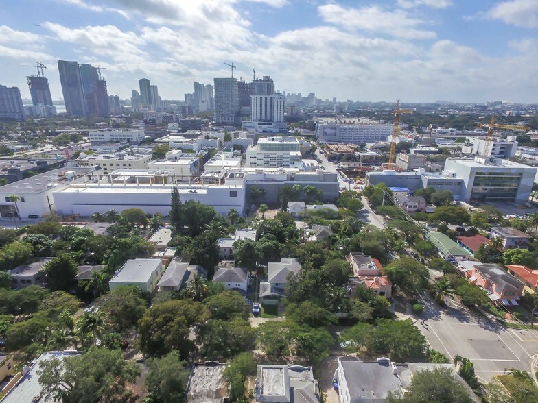 More Photos Of 120-122 NE 42nd St, Miami Land For Sale