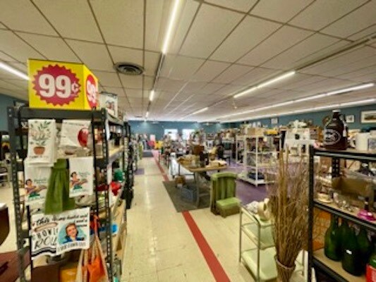 More Photos Of 105 N Fayette St, Fayette Storefront For Sale