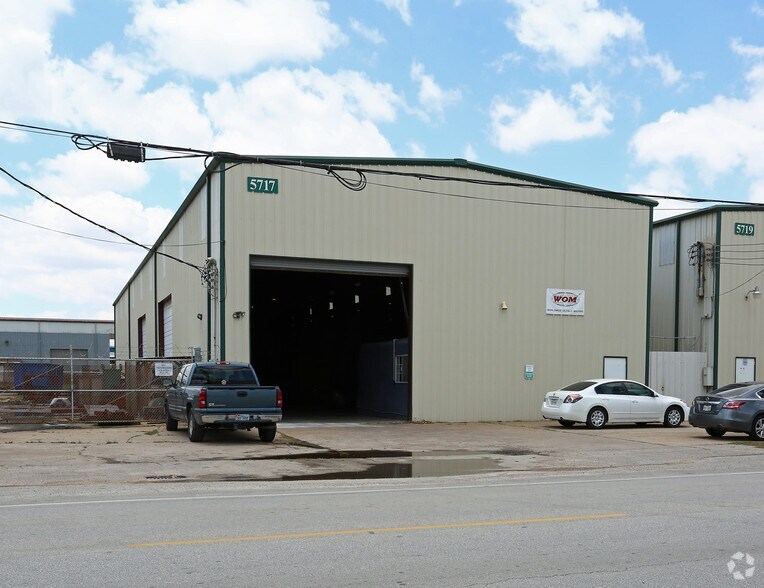 Primary Photo Of 5719 Cunningham Rd, Houston Unknown For Lease