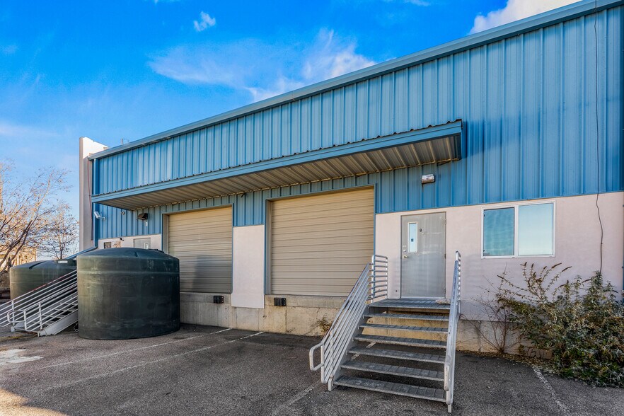 More Photos Of 36 Bisbee Ct, Santa Fe Warehouse For Sale