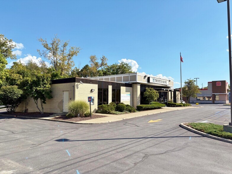 More Photos Of 3580 Us Highway 9w, Highland Bank For Lease
