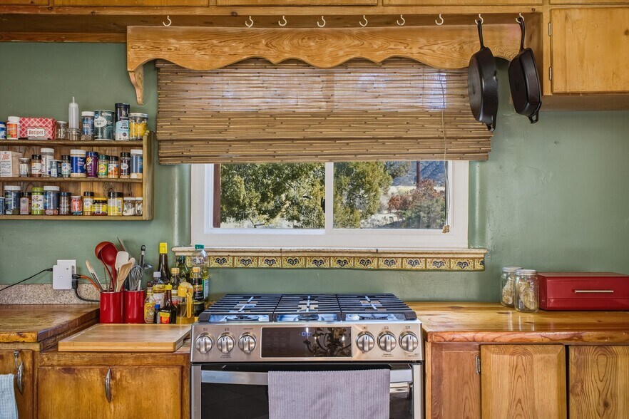 More Photos Of 24 Matisse Rd NE, Albuquerque Apartments For Sale