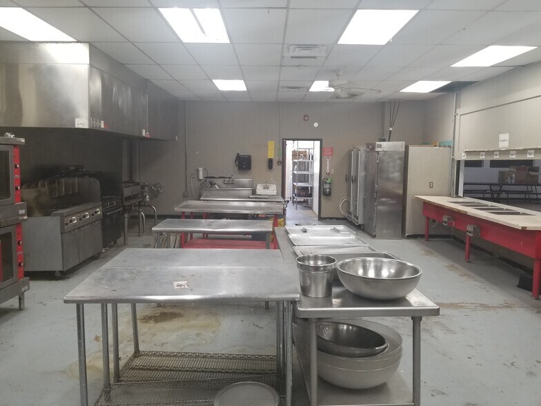 More Photos Of 6800 N Bryant Ave, Oklahoma City Religious Facility For Sale