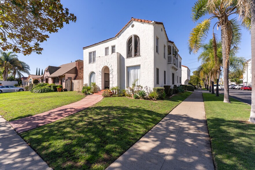 Primary Photo Of 1601-16031/2 S Hayworth Ave, Los Angeles Apartments For Sale
