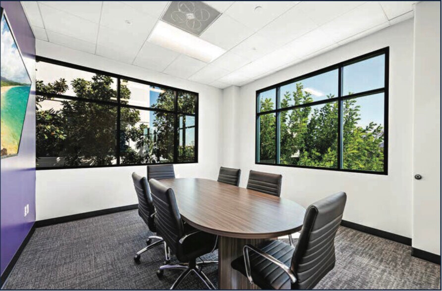 More Photos Of 25 Orchard Rd, Lake Forest Office For Lease