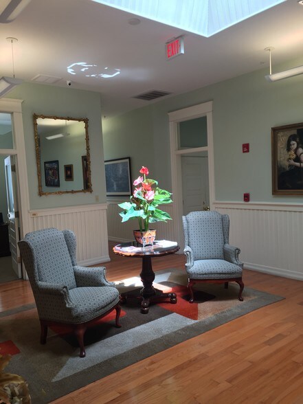 More Photos Of 1710 N 19th St, Tampa Office For Sale