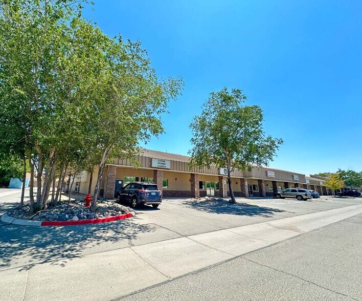 More Photos Of 872 Cottonwood Ln, Fernley Flex For Lease