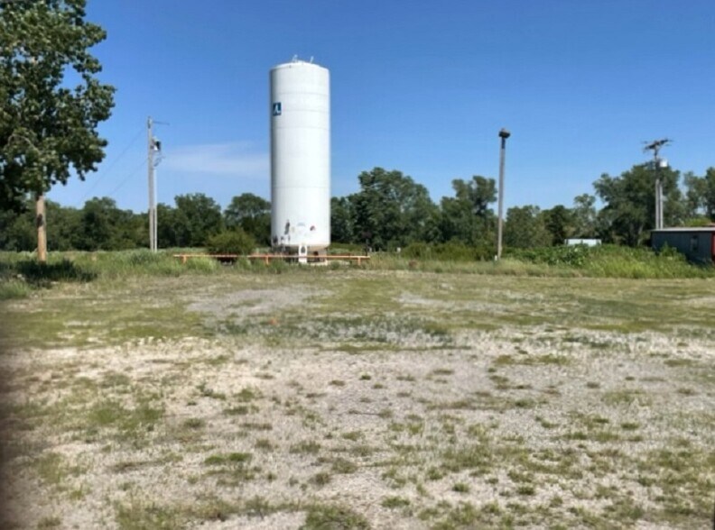 More Photos Of 39682 S County Road 196, Woodward Warehouse For Sale