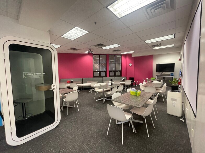 More Photos Of 360-366 Summer St, Somerville Loft Creative Space For Lease