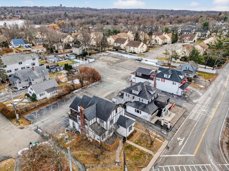 More Photos Of 2002 E Main St, Mohegan Lake Multifamily For Sale