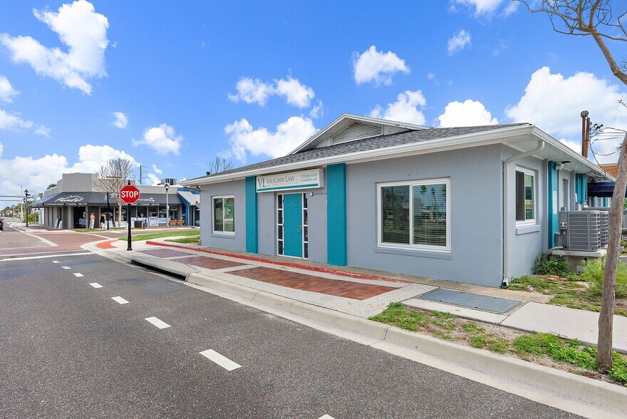 More Photos Of 350 Corey Ave, Saint Pete Beach Office For Sale