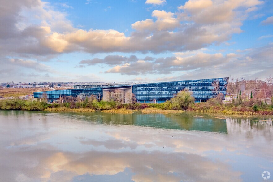 More Photos Of 3820 Cessna Dr, Richmond Office For Lease