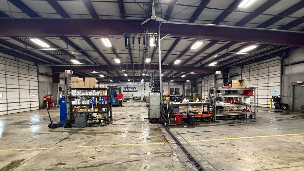 More Photos Of 1223 N Quebec St, Allentown Service For Lease