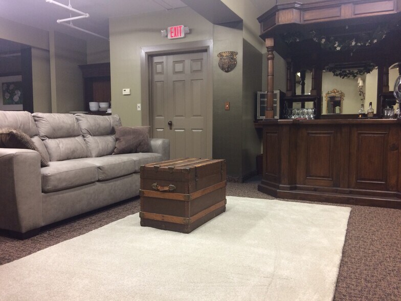 More Photos Of 68 N Division St, Auburn Office Residential For Sale