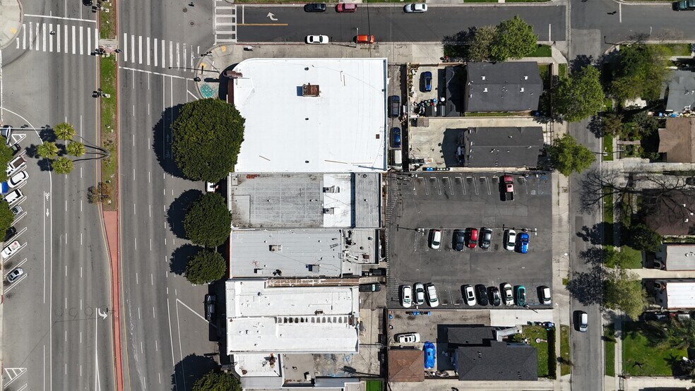 More Photos Of 4888 Huntington Dr, Los Angeles Freestanding For Lease