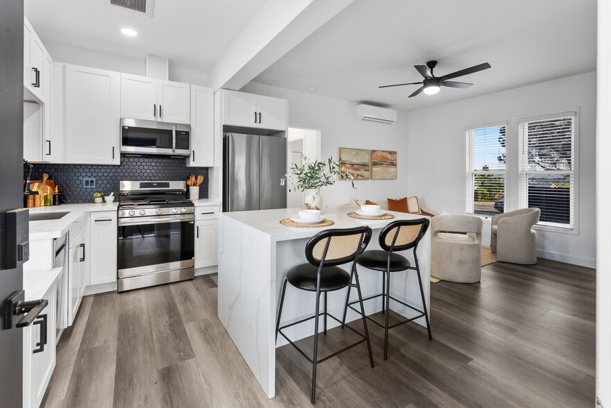 More Photos Of 832 Desty St, San Diego Apartments For Sale