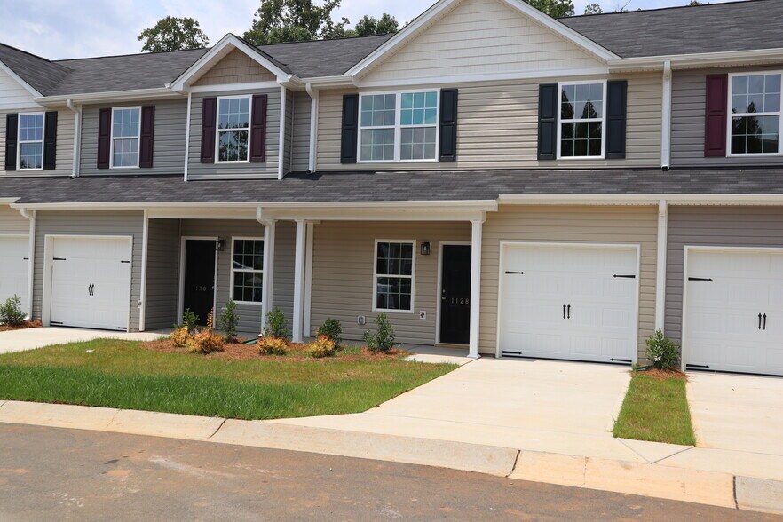 More Photos Of 1104 Brooksridge way, Whitsett Apartments For Sale