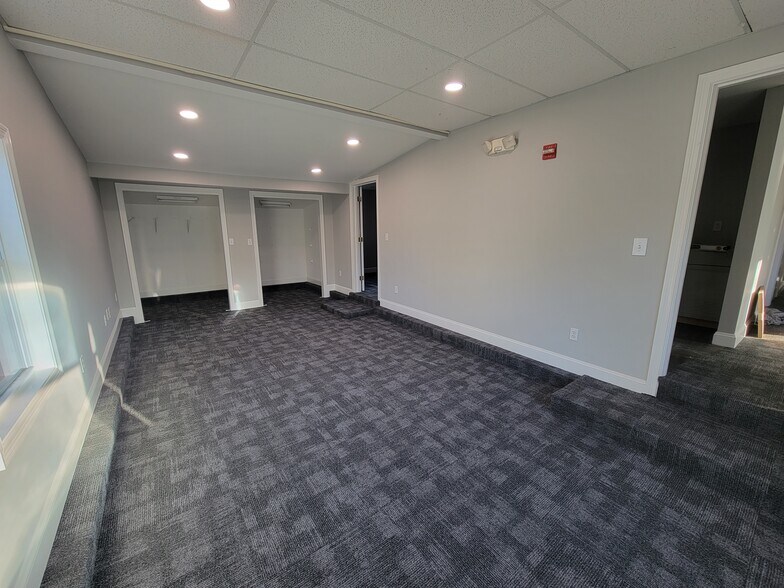 More Photos Of 802 Washington St, South Easton Office For Sale