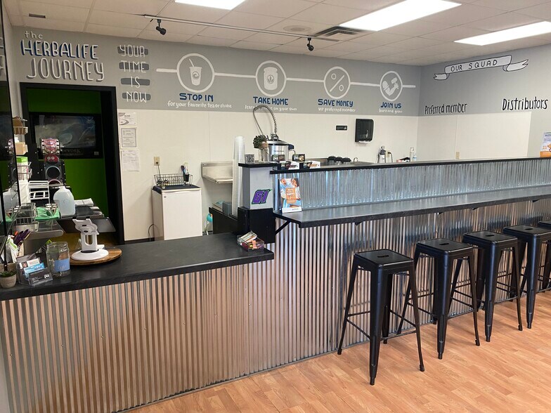 More Photos Of 4515-4531 E 26th St, Sioux Falls Storefront For Lease