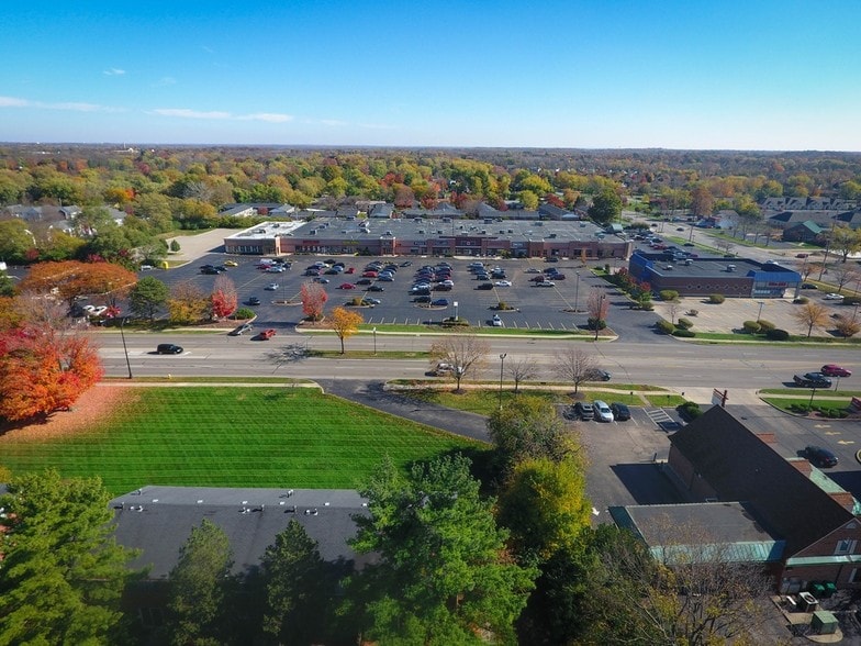 More Photos Of 890-896 S Main St, Centerville Supermarket For Lease
