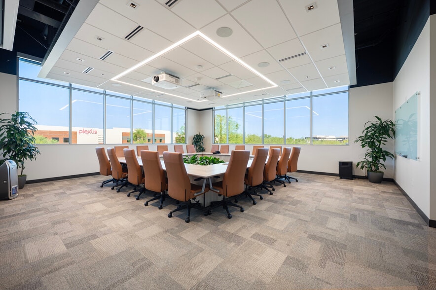 More Photos Of 9175 E Pima Center Pky, Scottsdale Warehouse For Lease