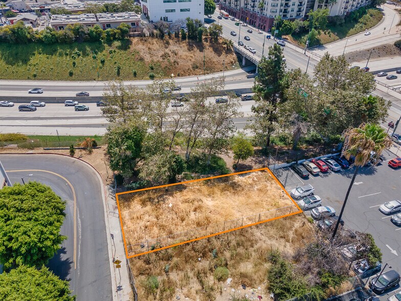 More Photos Of 1014 Bartlett St, Los Angeles Land For Sale